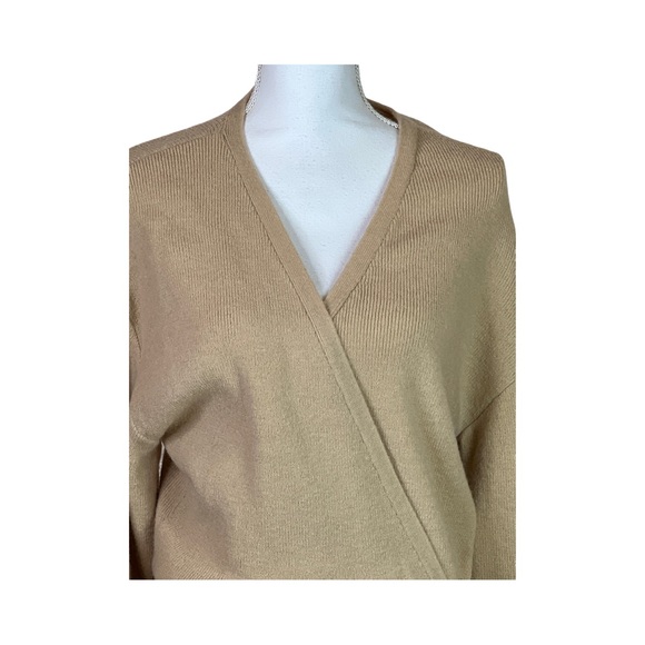 NWT Dave’s Side Tie Wrap Knit Cardigan Sweater Camel Beige V Neck Size M… - Picture 6 of 9